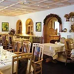 Hotel Alpenhof
