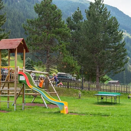 Alpenhof מלון 4*