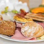 Hotel Alpenhof 4*